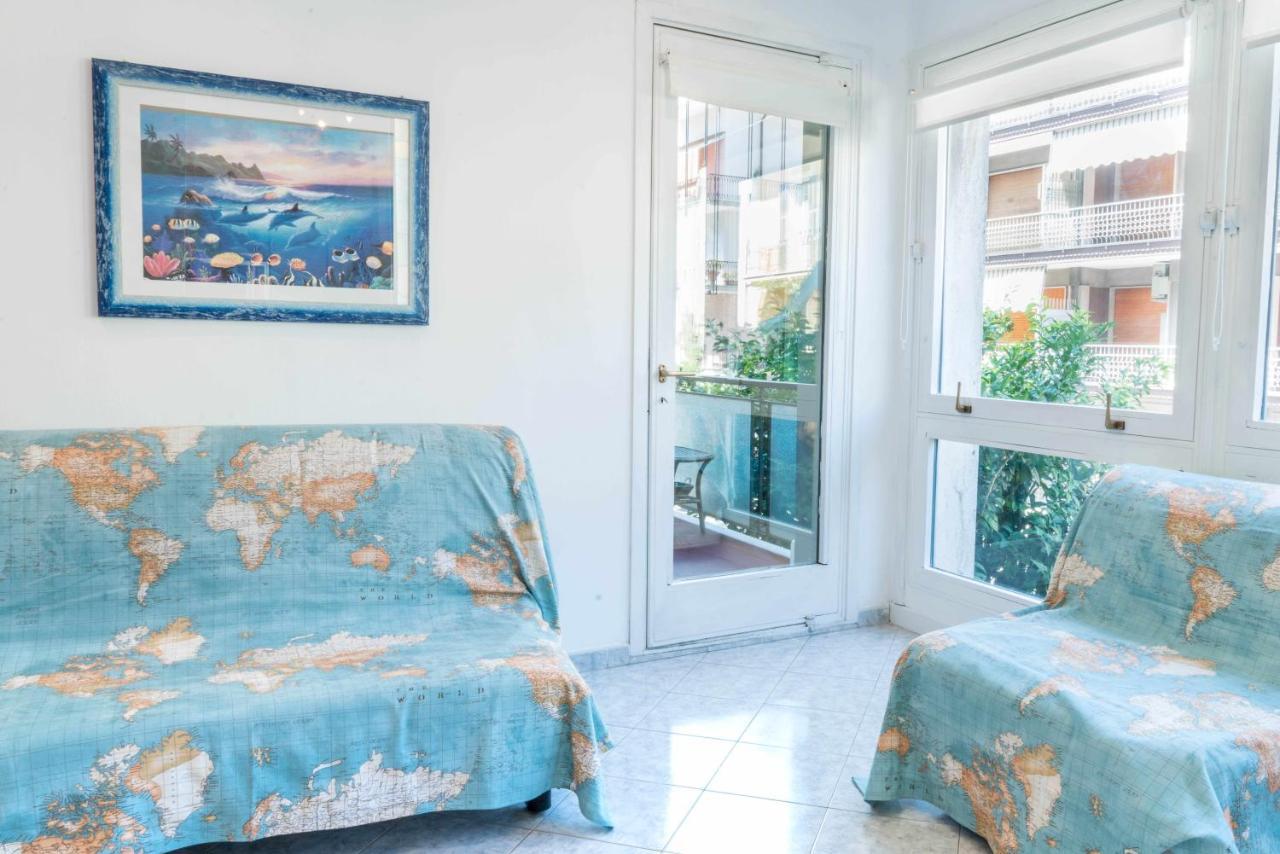 Elegante Bilocale Vicino Alassio