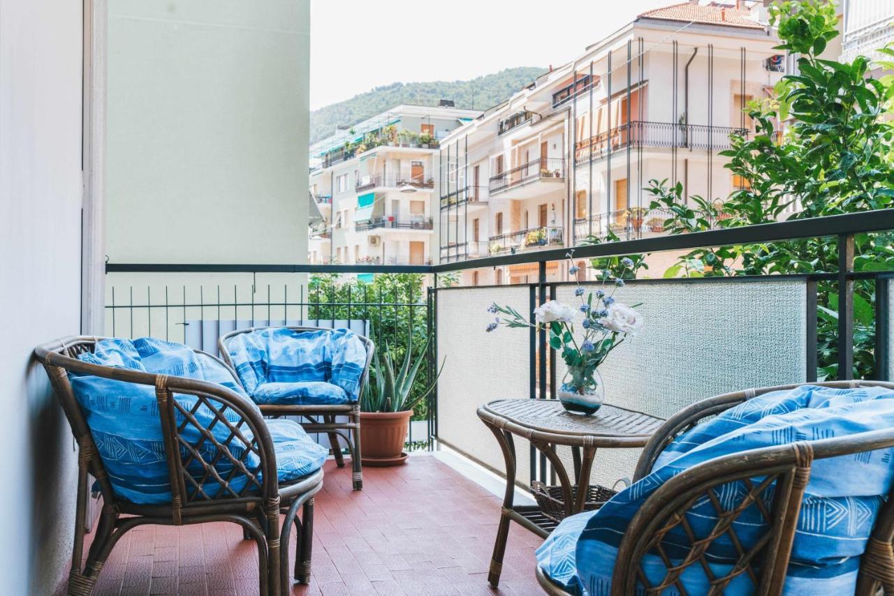 Elegante Bilocale Vicino Appartamento Alassio